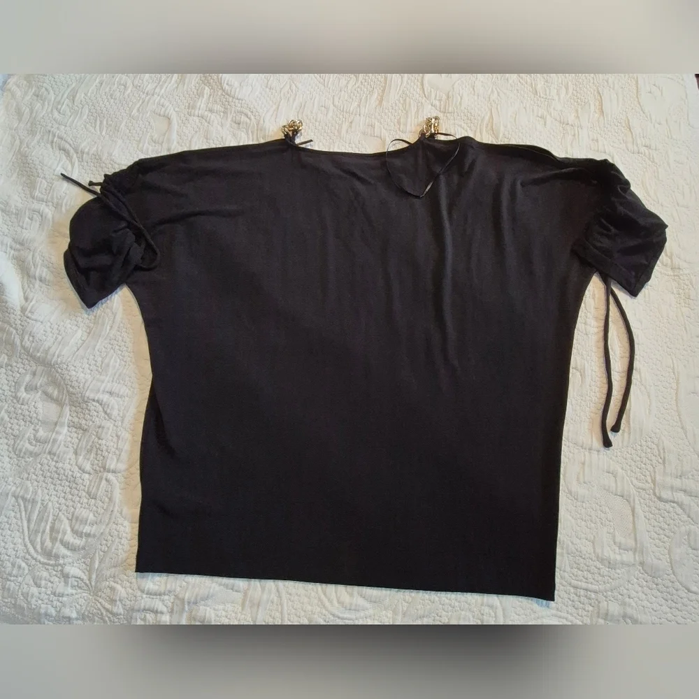 Michael Michael Kors black Small cold shoulder ruched sleeve liquid knit shirt - Picture 6 of 9